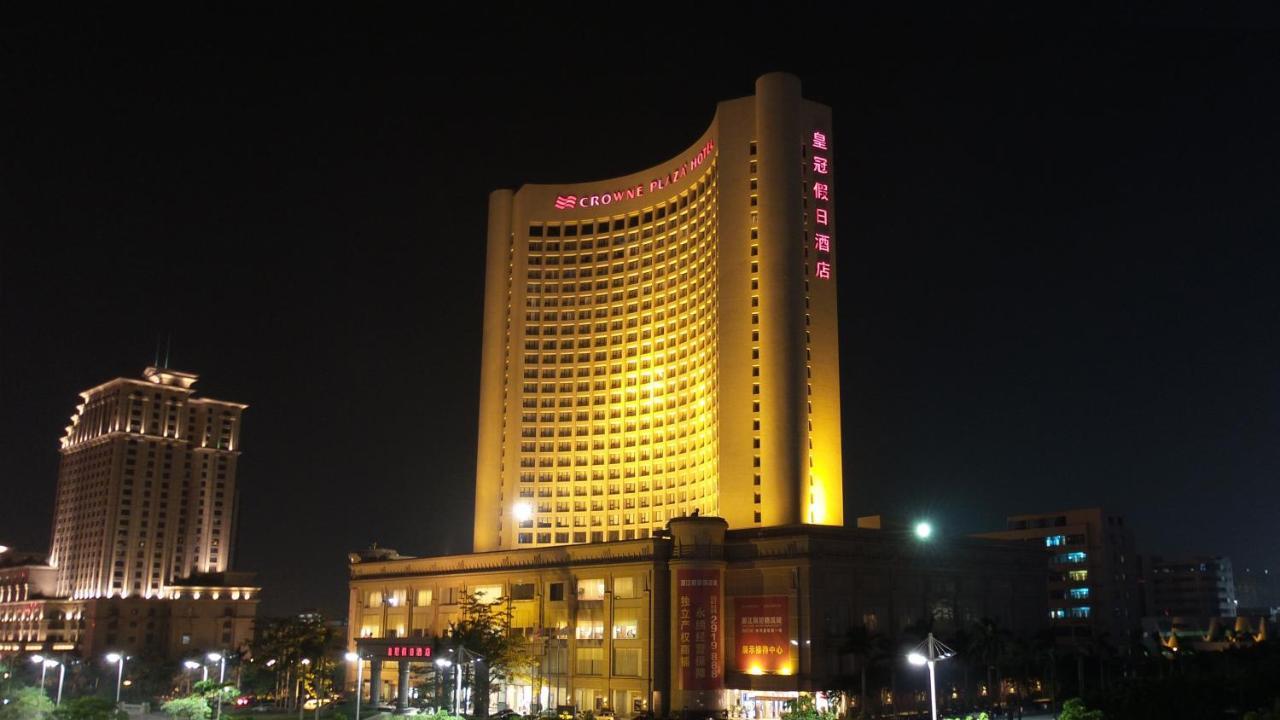 คราวน์ พลาซา จ้านเจียง กังอี้ Hotel ภายนอก รูปภาพ